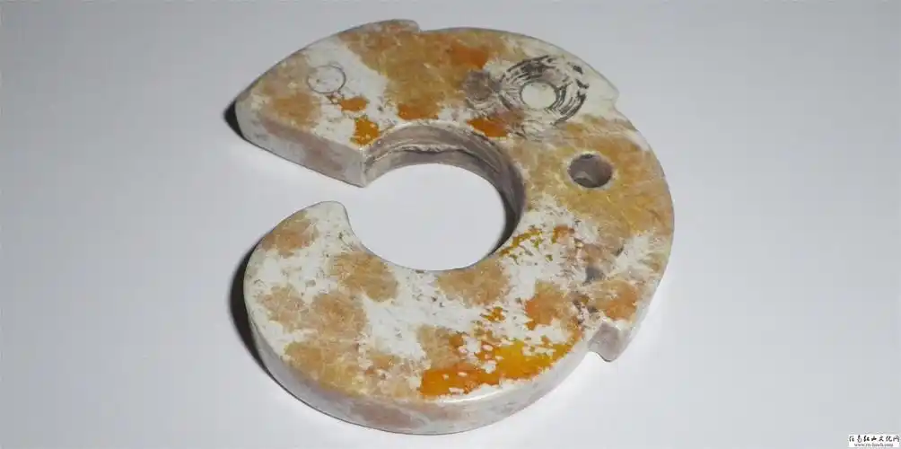 良渚c形龙玦 - 良渚文化论坛 - 任南红山文化官网 - powered by