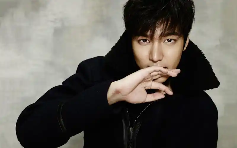 高清晰韩国男演员,歌手,广告模特lee minho李敏镐电脑壁纸下载