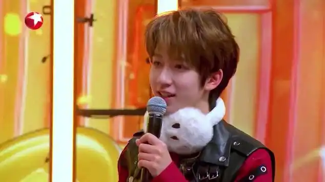 耳朵要红的滴血了|贺峻霖|搞笑综艺_网易视频