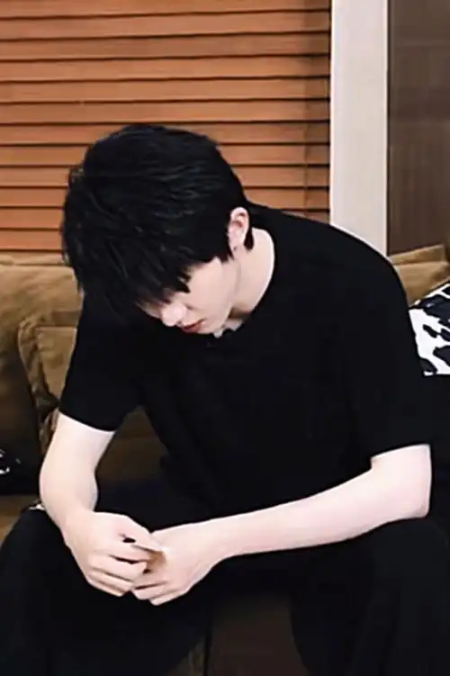 马嘉祺丁程鑫刘耀文三人行vlog