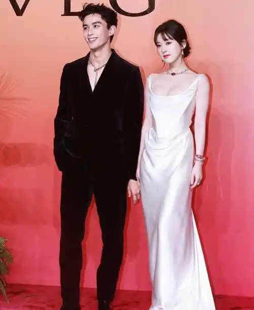 金鹰女神赵露思!