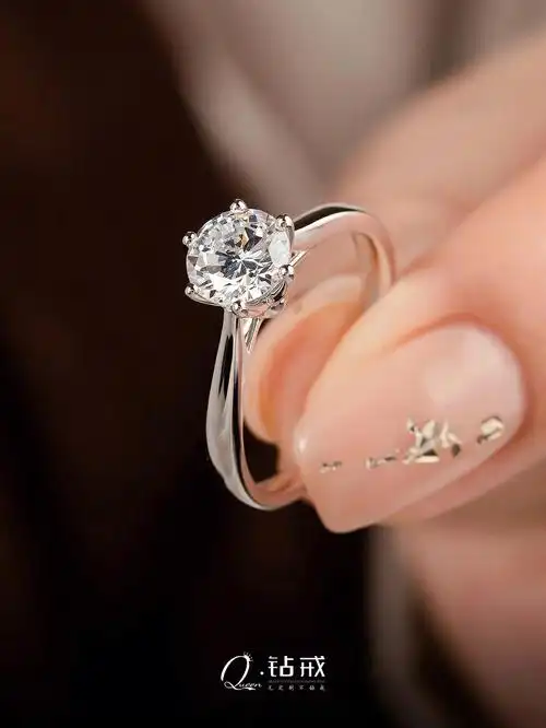 经典六爪钻戒60定制性价比高的1克拉钻戒