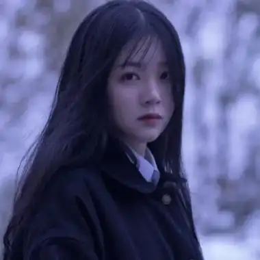 清冷霸气侧脸长发气质御姐女头