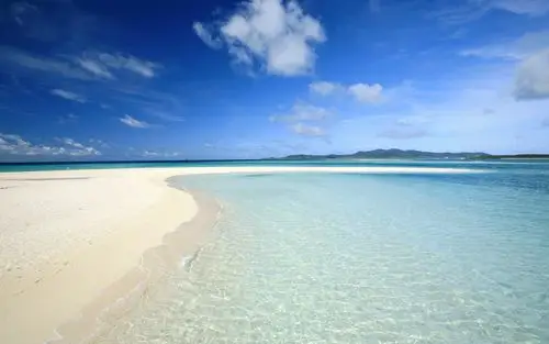 碧水蓝天风光高清壁纸