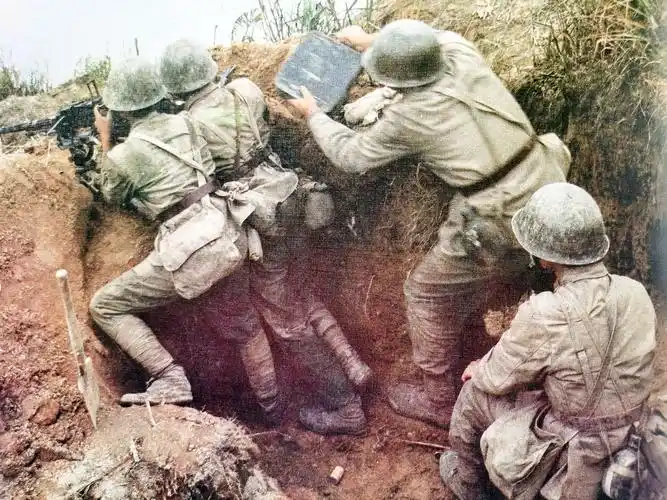 用镜头记录战争.以图片诉说战斗一一来自对越自卫反击战现场图片