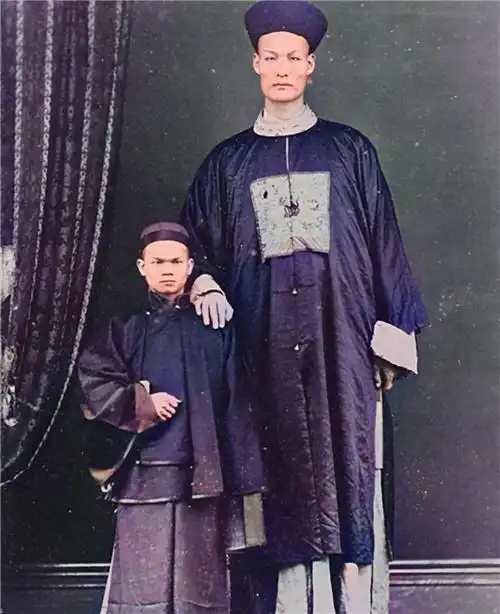 原创巨人詹世钗身高超姚明74厘米还娶英国妻子后代现状如何