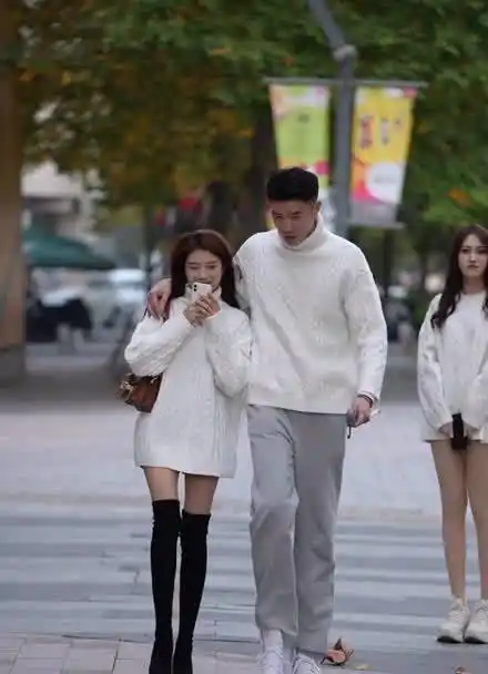 果然180以上的男生都喜欢160左右的女生啊?