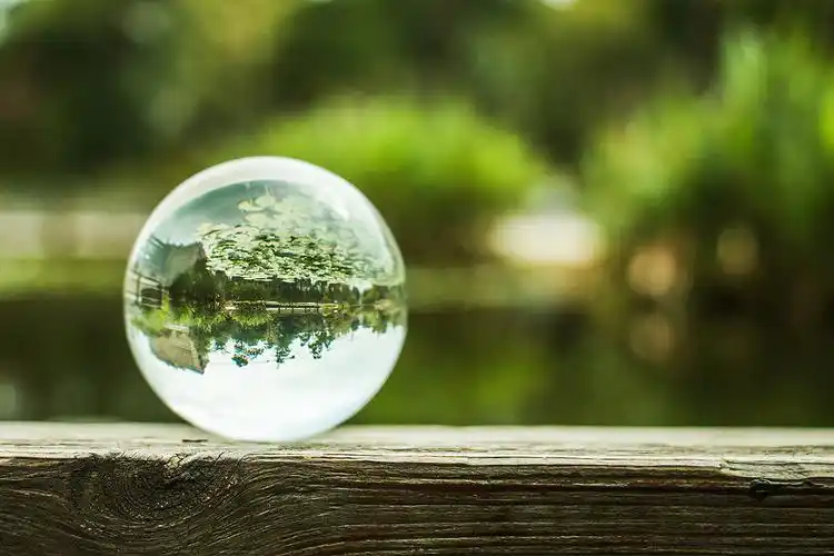 微缩景观玻璃球主题摄影