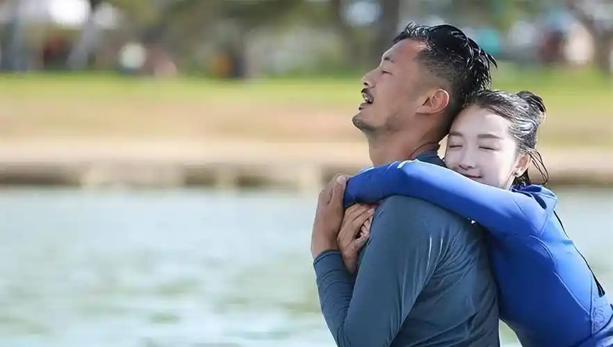 如今,有关于周冬雨和刘昊然在一起的实锤也越来越多,二人似乎只差了