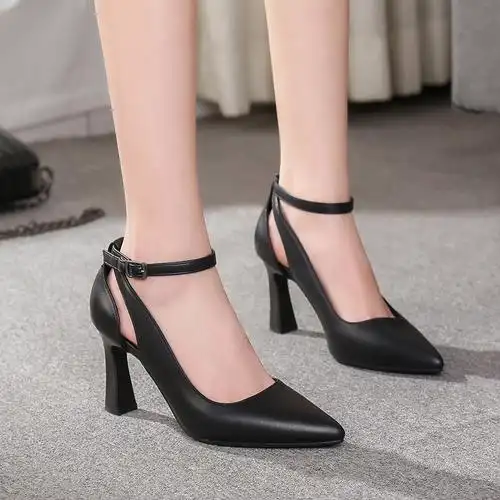 粗跟一字扣带高跟鞋女2021春秋新款百搭黑色职业工作单鞋——杨氏女鞋