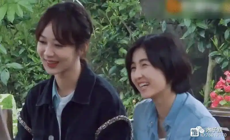 与杨紫在一起,张子枫也因秒变话唠被热议.