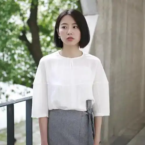 小清新 很有文艺范的短发 四六分 不需要特别打理 适合头发较多比较