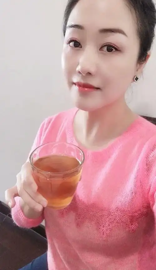 28岁离异女征婚照片(id:4431997)_香港征婚交友_我主良缘网