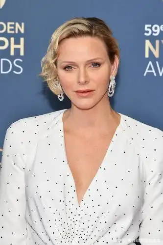 欧洲王妃发型盘点