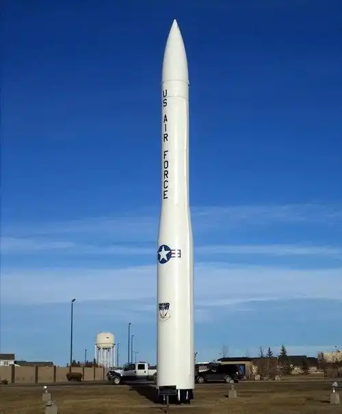 宣布美国空军当天发射了一枚lgm-30民兵3洲际弹道导弹,这是美国空军在