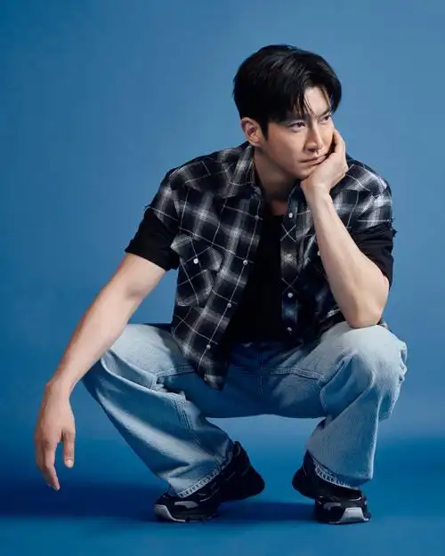 下午5点 (北京时间)    superjunior超话#superjunior#  #东海#李东海