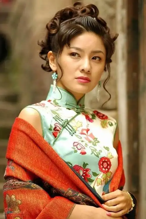 胡可个人资料简介及其_胡可个人资料简介图片 - 0319娱乐网