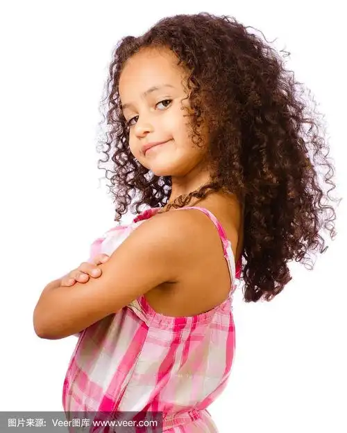 漂亮的非洲裔混血儿的肖像