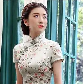 中式复古盘发发型图片 适合穿旗袍女生的盘发造型(2)_盘发发型_西子