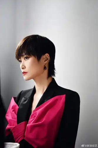 啊终于等到李宇春的高清图了