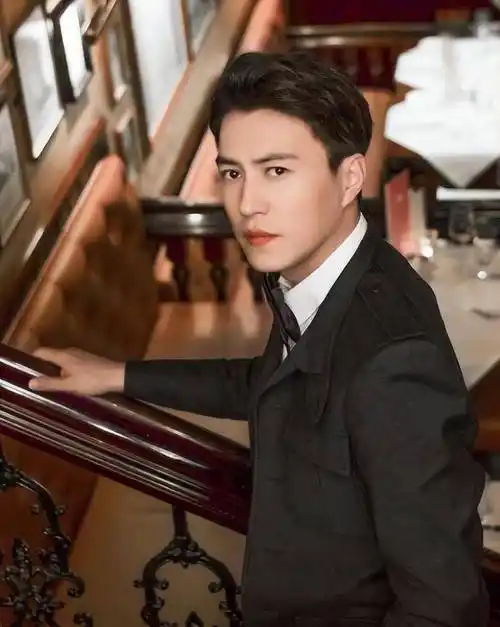 这一次,年仅47岁的靳东,让金星及所有人刮目相看