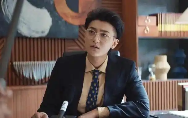 黄子韬自曝自己年轻做的疯狂的事,黄子韬真性情演戏被吐槽(3)