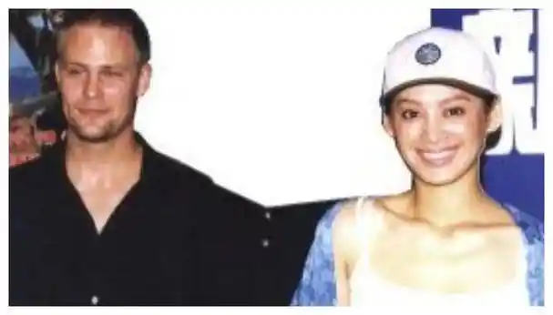 为啥有的明星,不惜花费千万,放弃外籍,也要入中国籍?_宁静_李连杰_美