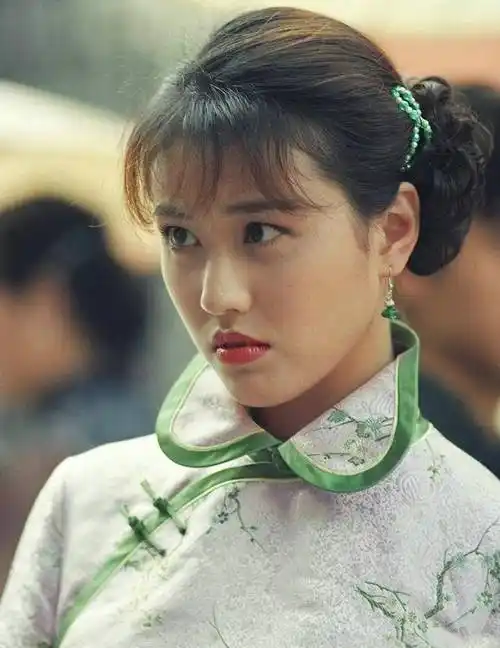 周海媚年轻时到底有多美?被称最美版"周芷若"_年代_形象_经典