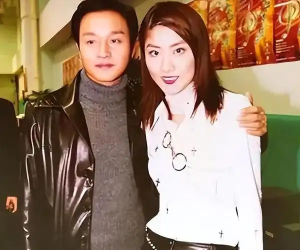 表面是艺人,实际上家世显赫的几位明星,个个背景强大无人敢惹