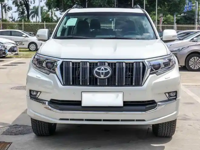 全新混动丰田普拉多终于归来预售338万换装28t混动四驱动力