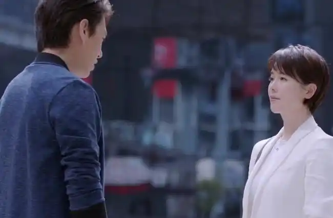 江小美与景雅之间,选择了景雅; 黄九恒也桃花盛开,遇到了新的爱人伍倩