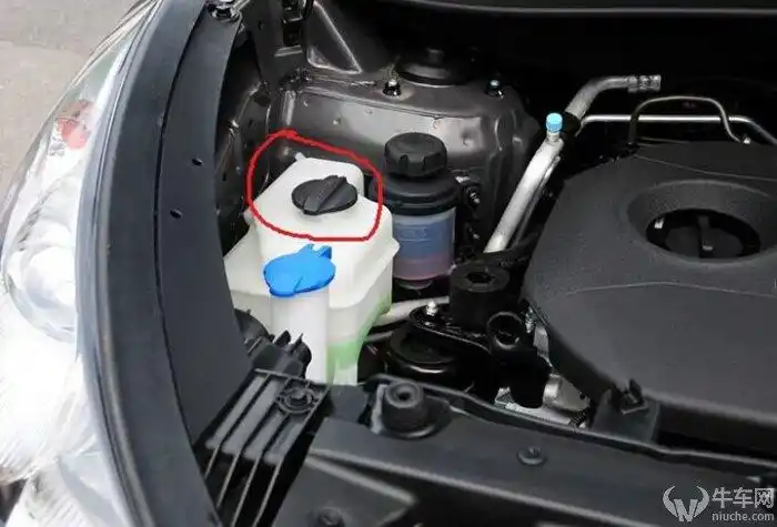北京现代ix35防冻液加在什么地方