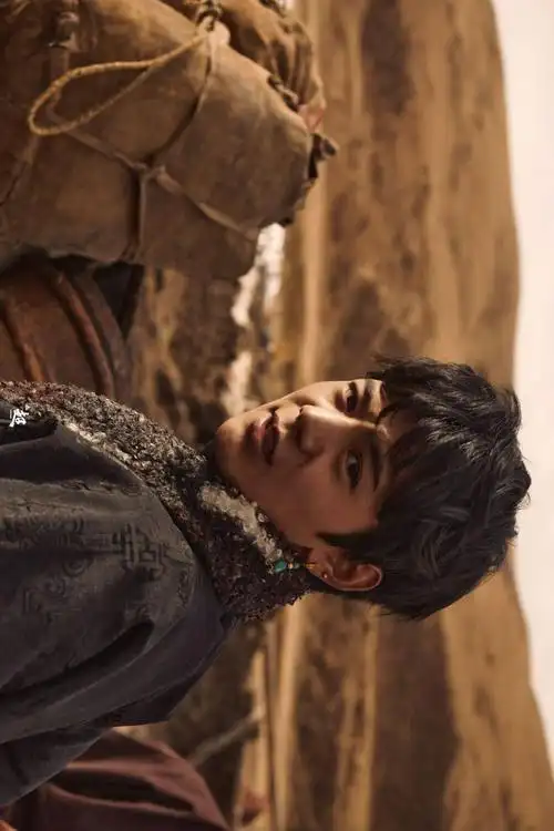 尹超作品时尚芭莎bazaar丁真旷野