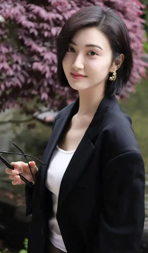 景甜最新物料,大甜甜好美好美呀!