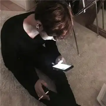 2019个性男生抽烟霸气头像图片已经帅得控制不住我寄几