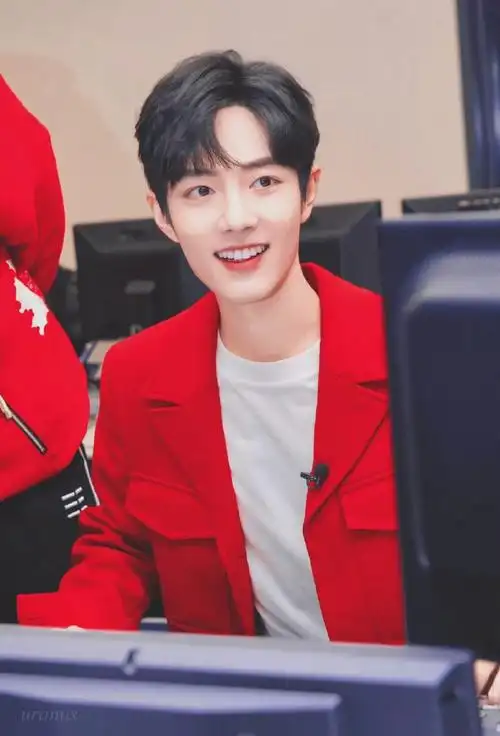 肖战 红衣#肖战红衣造型小合集!