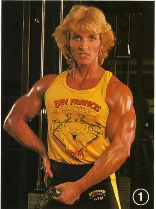 泵铁2女主角贝芙弗朗西斯66岁复出创6项世界纪录