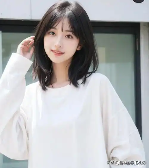 "锁骨发"才是今年最流行发型!40岁的你不剪一次不知道多显气质