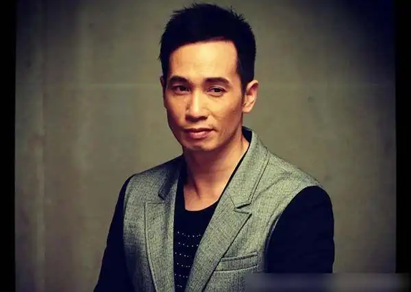 p>陈豪,1971年4月16日出生于中国香港,中国香港男演员.1994年出道.