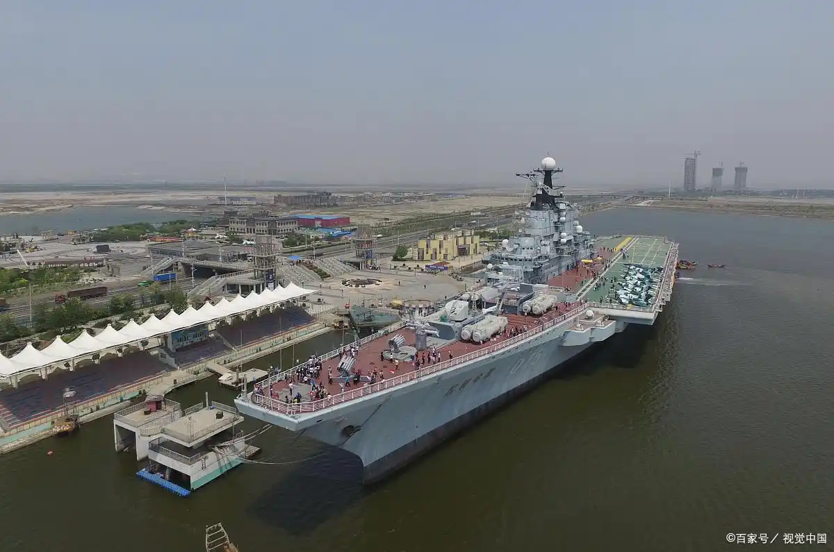 天津具有军事文化意义的主题公园是滨海航母主题公园
