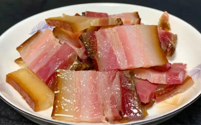 腊肉和它搭配真的太香了,莴笋炒腊肉,莴笋鲜香爽口钱,腊肉不咸