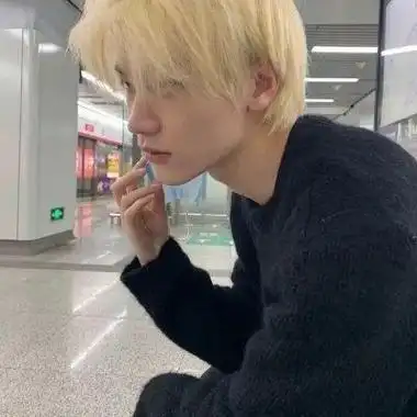 韩系慵懒气质高冷的魅力男生头像偏冷淡风很好看的男生气质头像