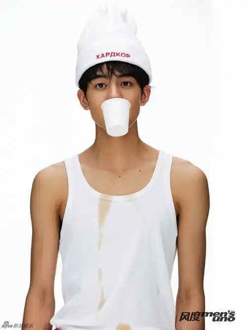 组图:俊美少年变狂野男孩 宋威龙不羁秀肌肉_高清图集_新浪网