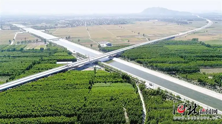 171公里,途经曲阳县,唐县,定州市,安国市,博野县,蠡县,肃宁县7个