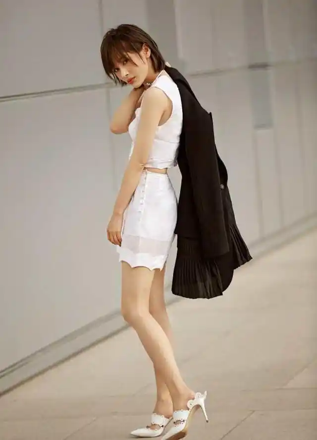 浓缩就是精华盘点那些颜值高的矮个子女星