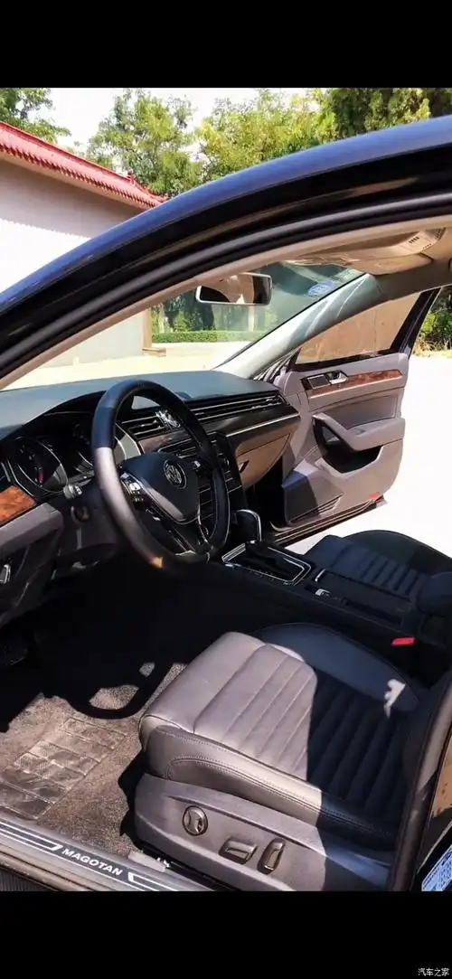 大众迈腾,精致内饰值得一看