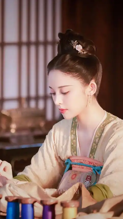 20个专辑中古装837张图片·37人收藏古力娜扎482张图片·10人收藏宋轶