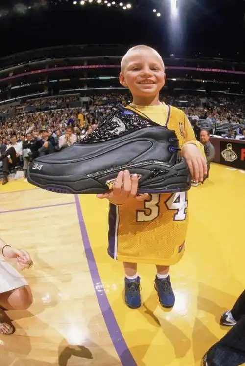 nba 球员的"大脚"有多夸张?杜兰特最特别,穆大叔最可怕