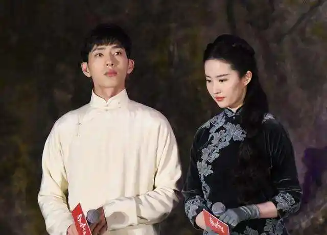 这对cp真养眼刘亦菲和井柏然即将为我们上演一场民国虐恋