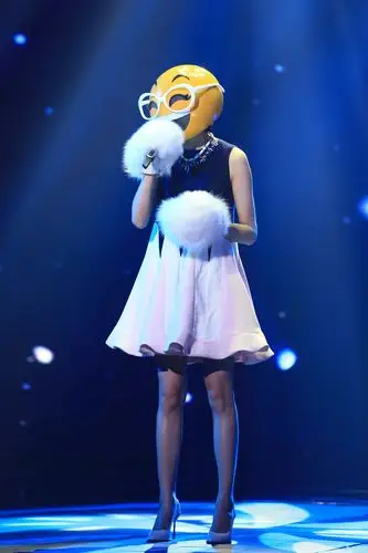 上周日晚,江苏卫视大型音乐推理真人秀《斯柯达·蒙面唱将猜猜